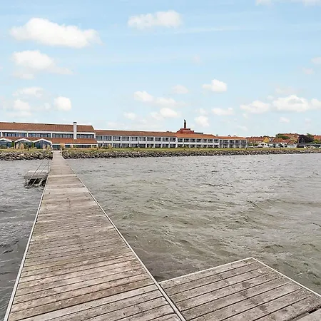 Amazing In With House Sea View Дом отдыха