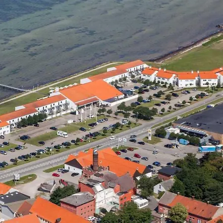 Amazing In With House Sea View